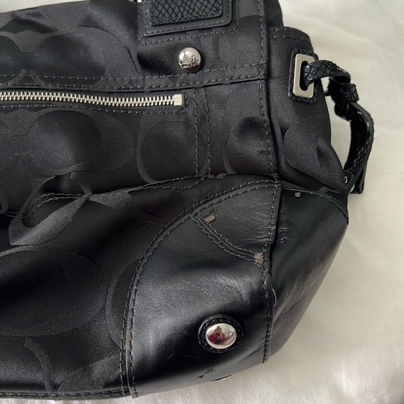 Black Coach purse - Picture 6 of 11